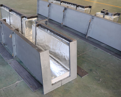 Launder System for Aluminium From the melting furnace to the tundish