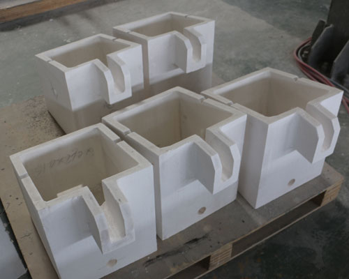 Headbox for Molten Aluminum
