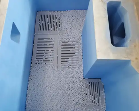 Deep Bed Filter structure for molten aluminum filtration showing alumina balls layers